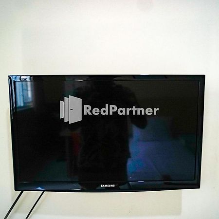 Hoki Homestay Redpartner Surabaia Exterior foto
