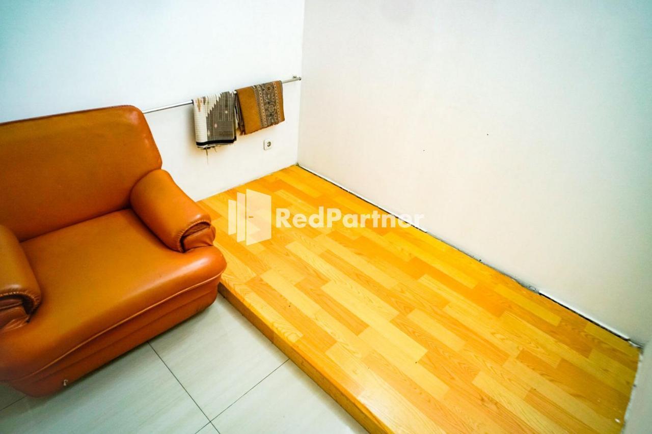 Hoki Homestay Redpartner Surabaia Exterior foto