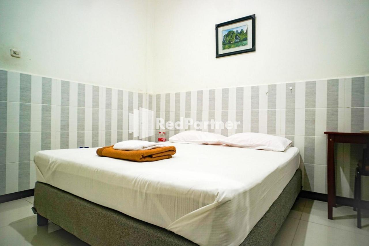 Hoki Homestay Redpartner Surabaia Exterior foto